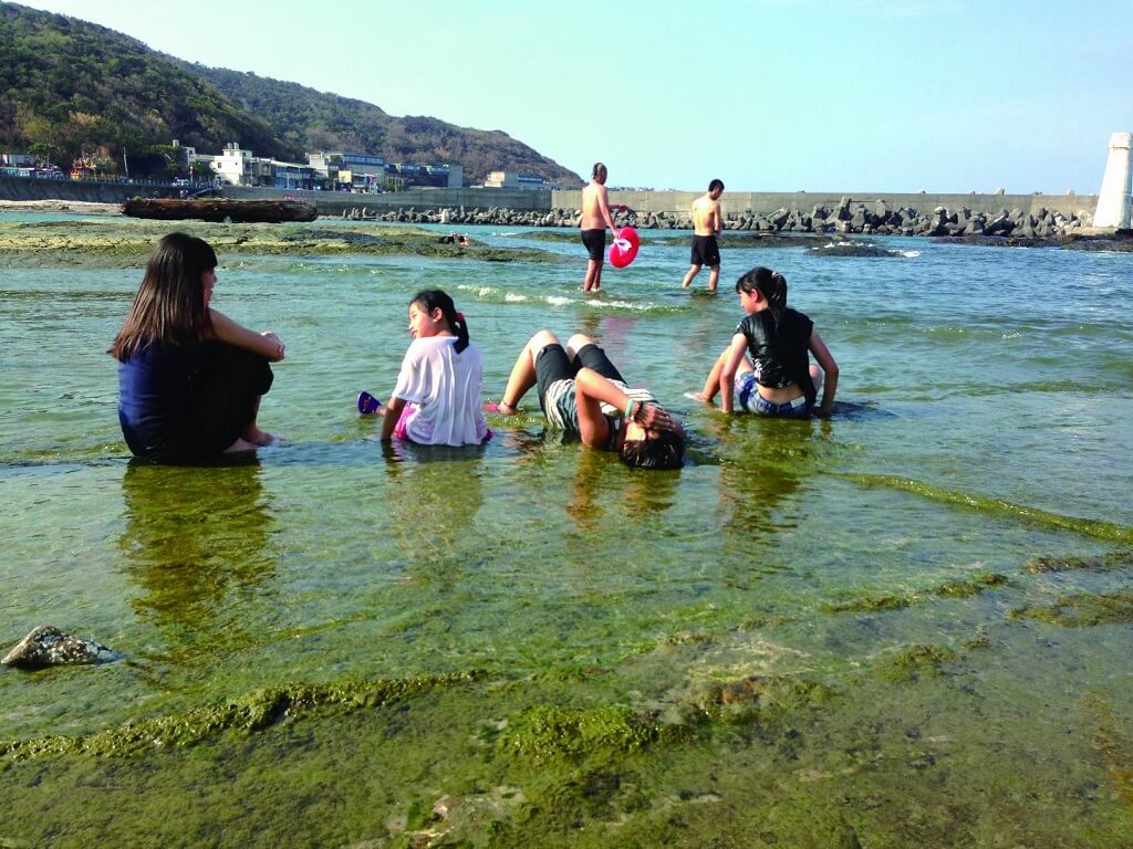 一起在基地裡長大