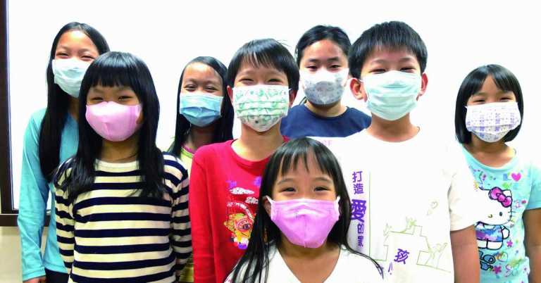 Read more about the article 防疫的此刻，真正的考驗〉訪森小生活主任謝淑美