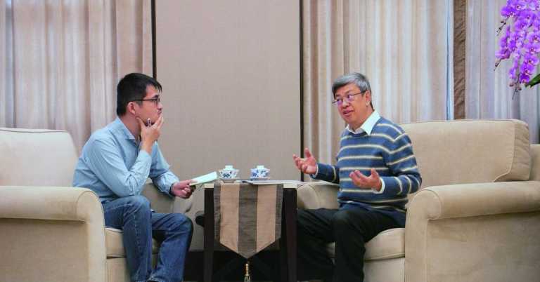 Read more about the article 抗疫持久戰！校園戰備要點是什麼？〉專訪陳建仁副總統