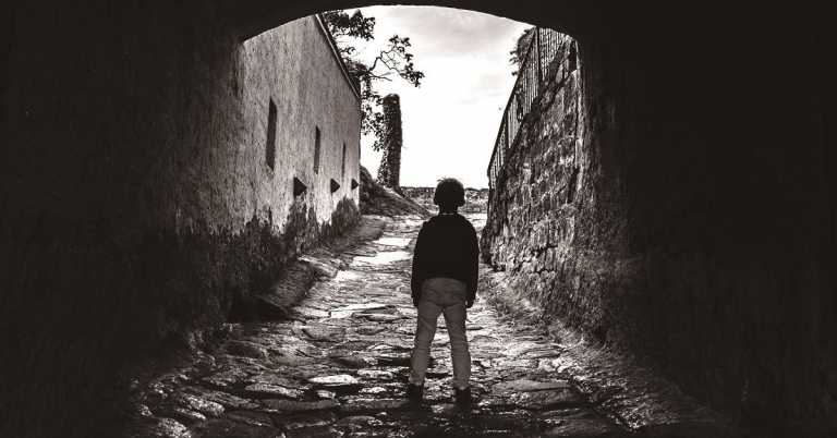 Read more about the article 無人知曉的傷痛：國家如何聆聽性侵受害者