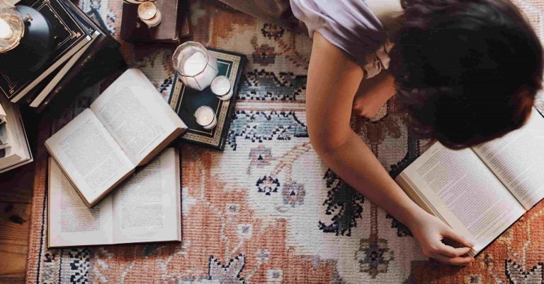 Read more about the article 【問事書店】用電影和好書來面對不得不的改變