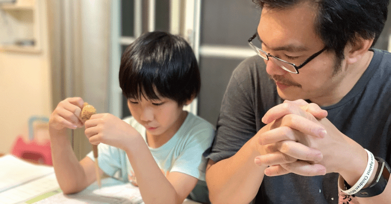 Read more about the article 為孩子守護真素養