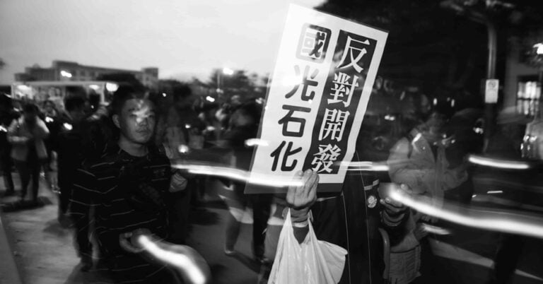 Read more about the article 環境運動而生的歌曲，背後都有條漫長的抗爭史—「靜寂的喧囂」站在雞蛋的一方為環境吶喊
