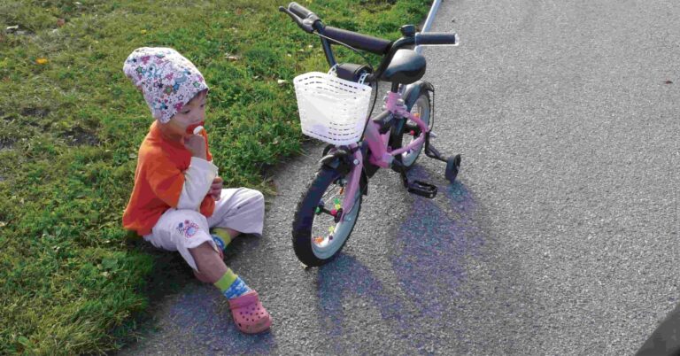 Read more about the article 全世界第一個禁止體罰的國家瑞典，大人是如何不體罰小孩？